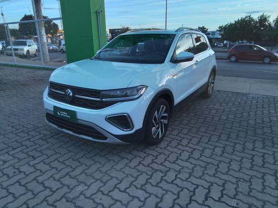 VOLKSWAGEN T-CROSS 1.4 250 TSI TOTAL FLEX HIGHLINE AUTOMÁTICO VOLKSWAGEN T-CROSS 1.4 250 TSI TOTAL FLEX HIGHLINE AUTOMÁTICO